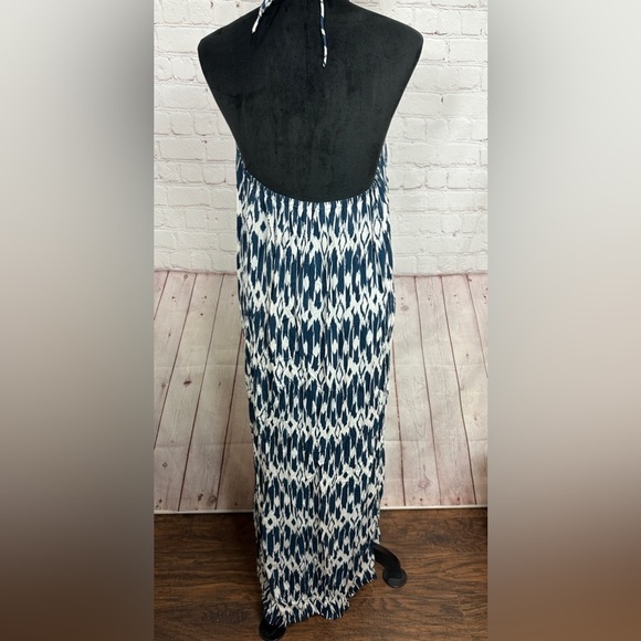 J. CREW blue white halter viscose lightweight beach vacay maxi dress, sz S, GUC - Picture 2 of 8